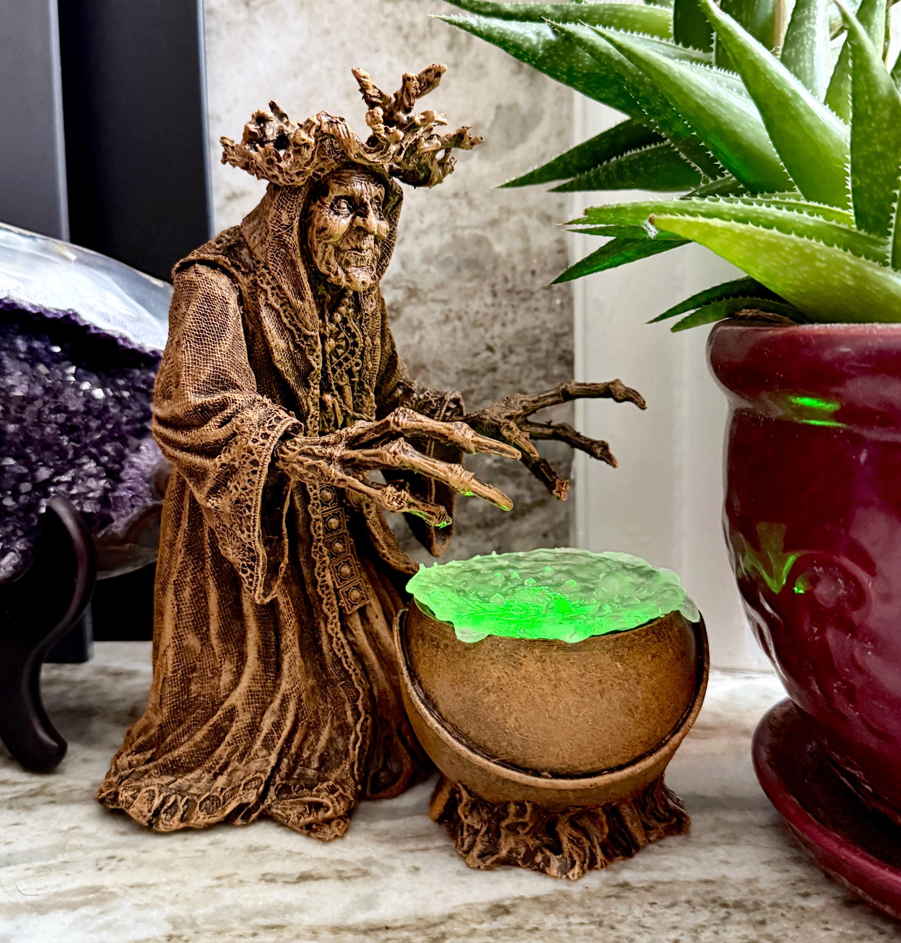 Gryla the Witch Statue, Hand Painted Resin Sculpture | Rustic Folklore Crone Figurine | Spooky Home Decor for Halloween Dark Christmas