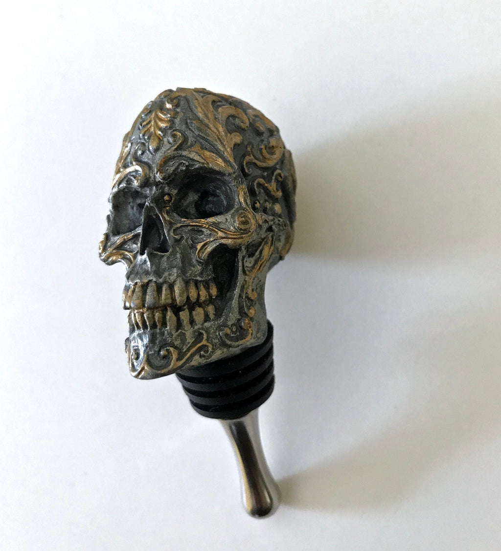 Ornate Skull Winestopper