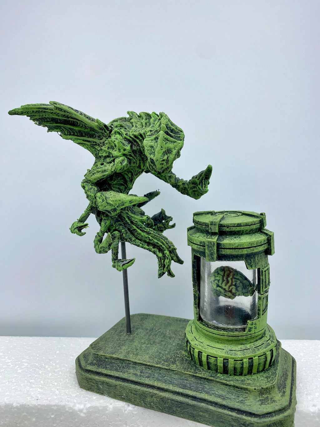 H.P. Lovecraft’s Mi-Go, the Fungi from Yuggoth Statue | Cthulhu Mythos Monster Figurine | Lovecraftian Horror Decor and Gamer Gift