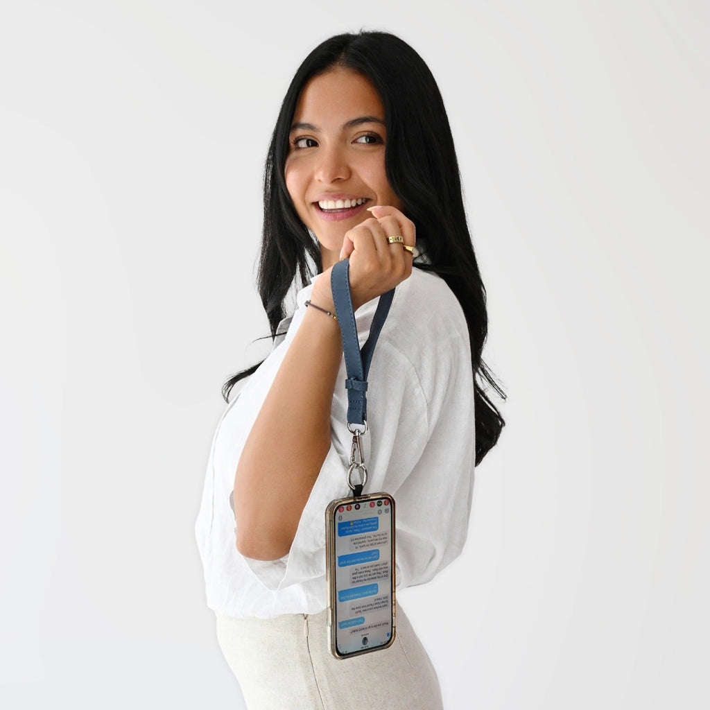 Clip & Go Strap w/Pouch Brushed Vegan Leather