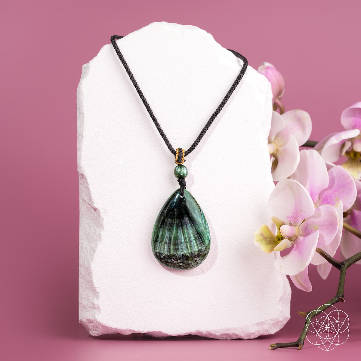 The Angel by My Side – Rare Seraphinite Pendant
