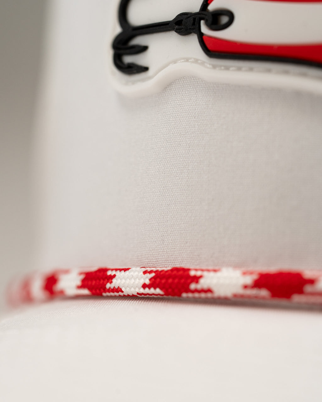 Dare Devil Spoon White - Perforated Rope Hat