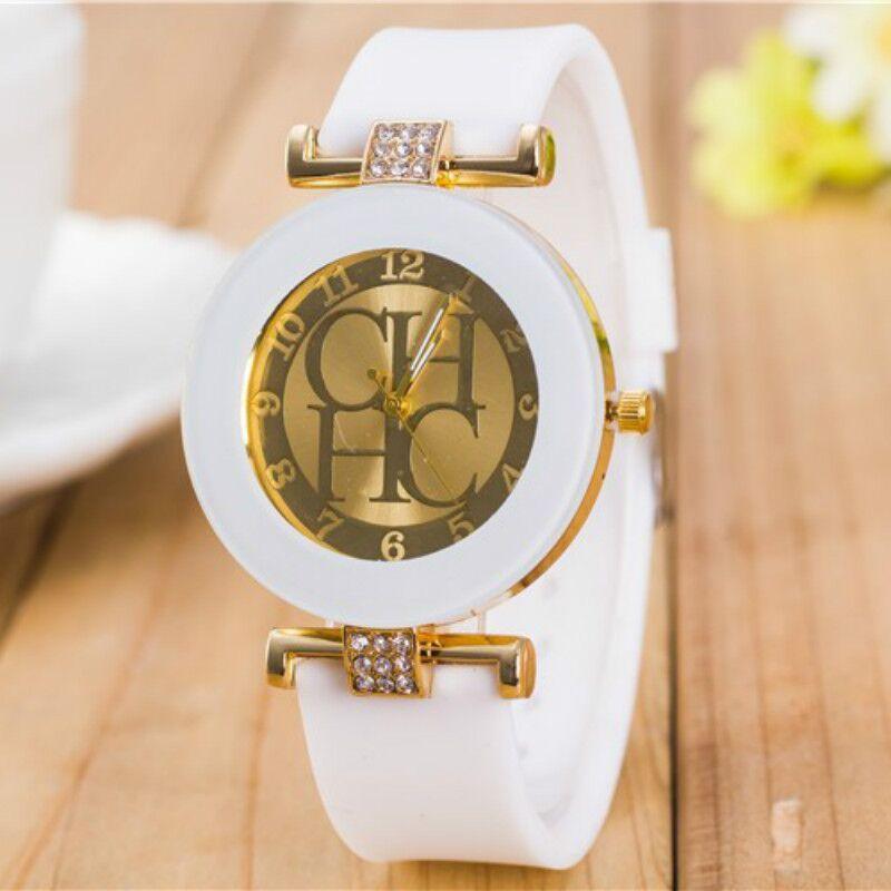 STEVVEX simple leather Casual Quartz Watch Women Crystal Silicone Watches Wrist Watch  For Women and Girls Coffee