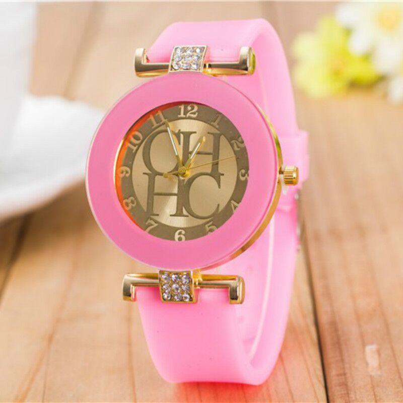 STEVVEX simple leather Casual Quartz Watch Women Crystal Silicone Watches Wrist Watch  For Women and Girls Coffee