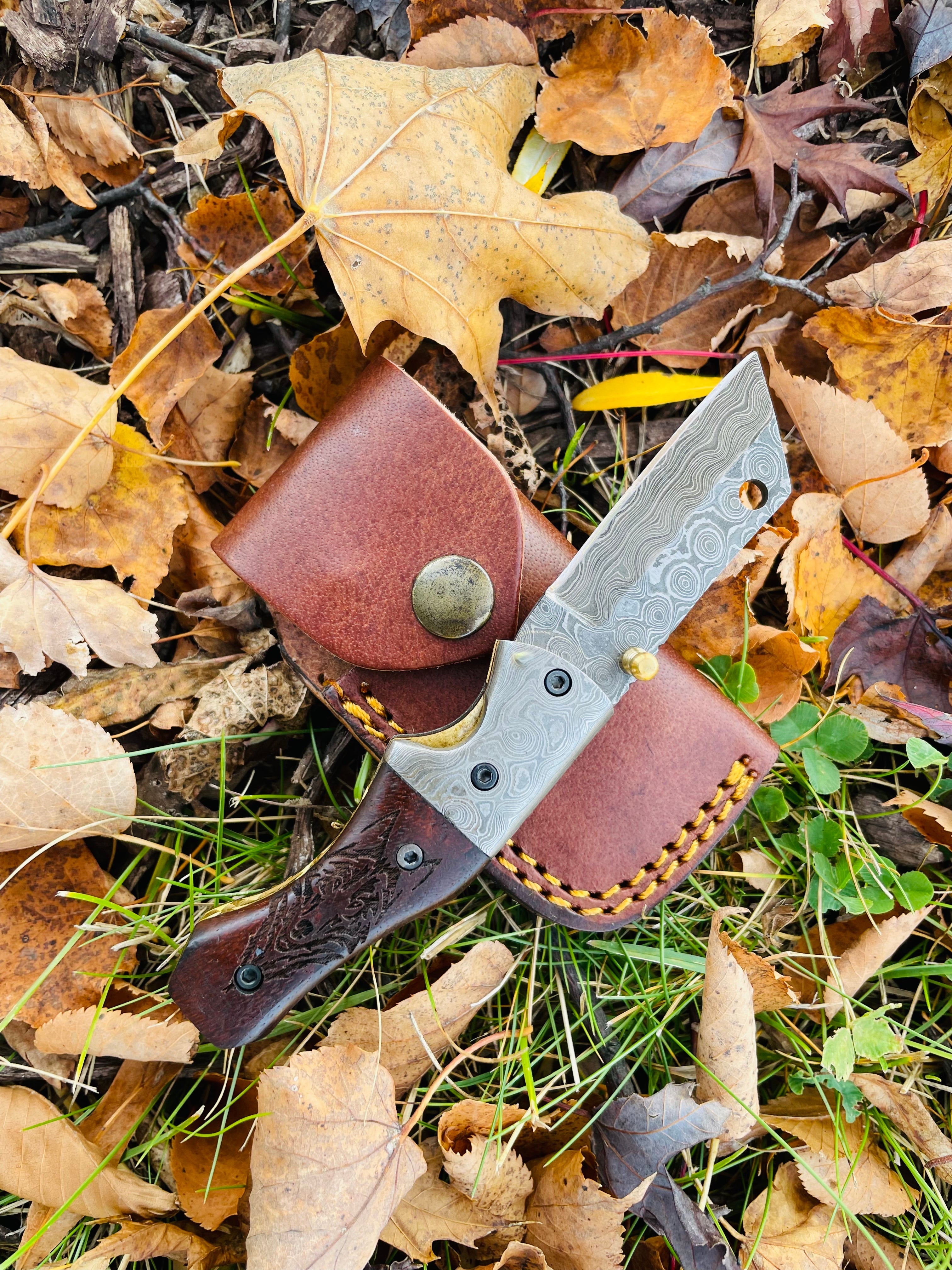 Damascus Steel Handmade Folding Knife Wolf Engraved TF-083 Limited Run