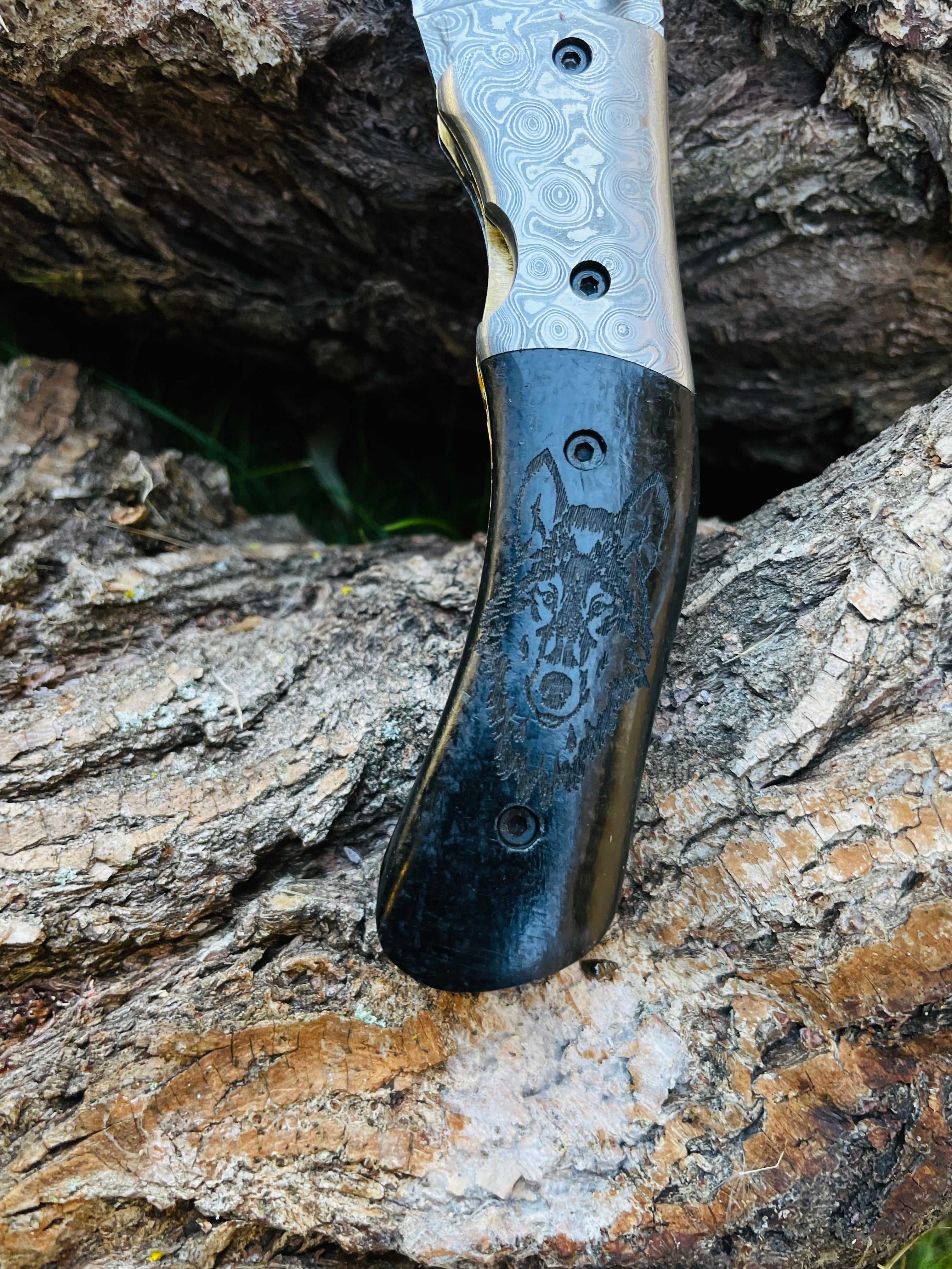 Damascus Steel Folding Knife Wolf Engraved TF-084