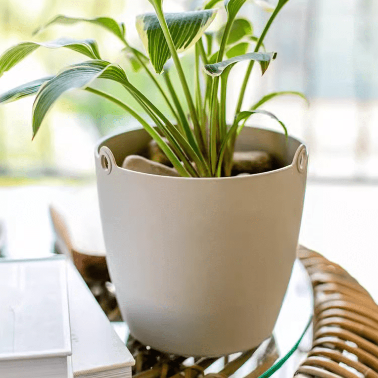 Modern Resin Hanging Planter for Artificial Plants