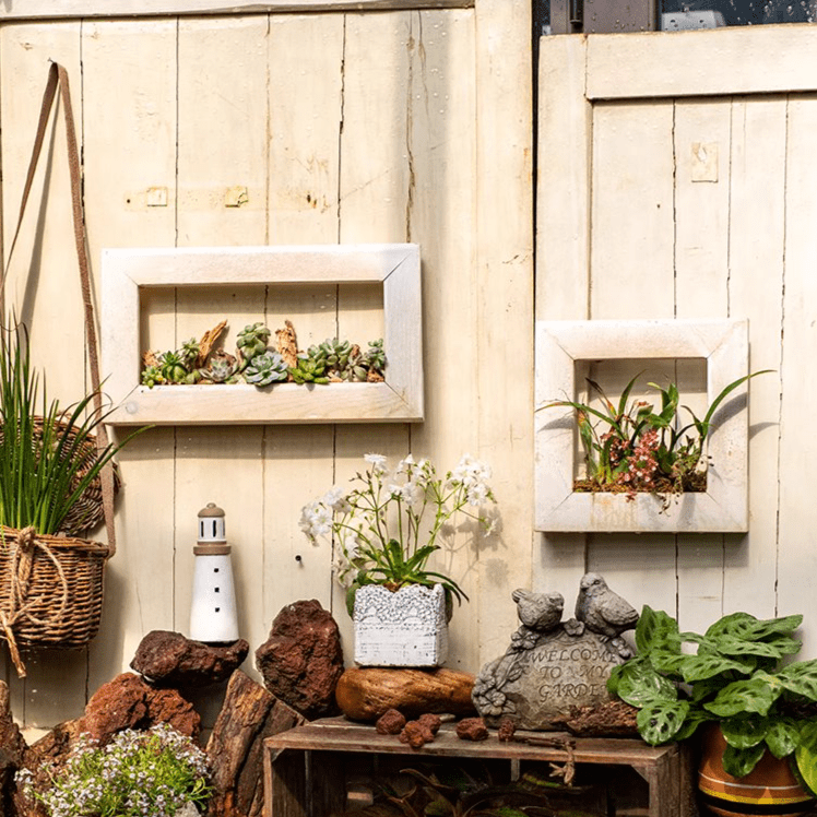 Wood Hanging Floral Frame