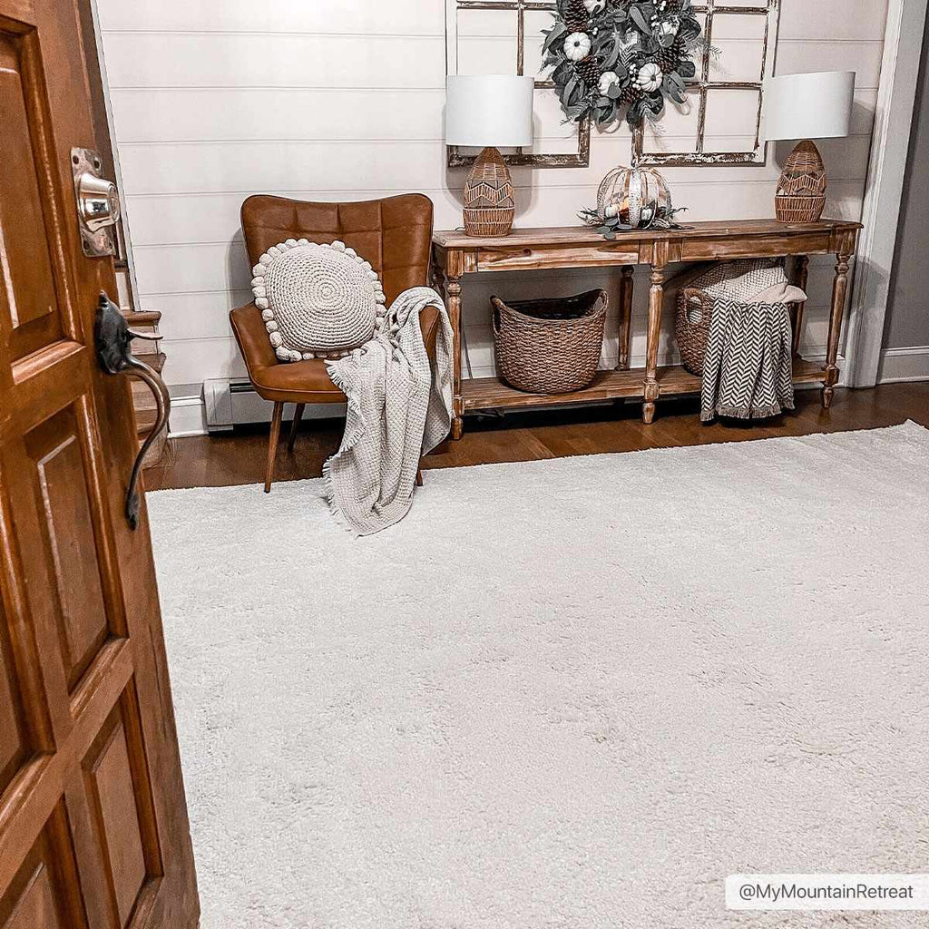 Judy White Washable Area Rug - Clearance