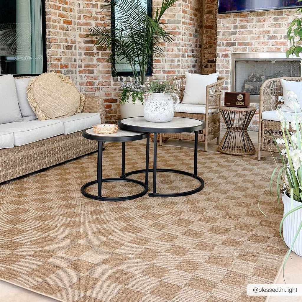 Kuval Checkered Brown Outdoor Rug