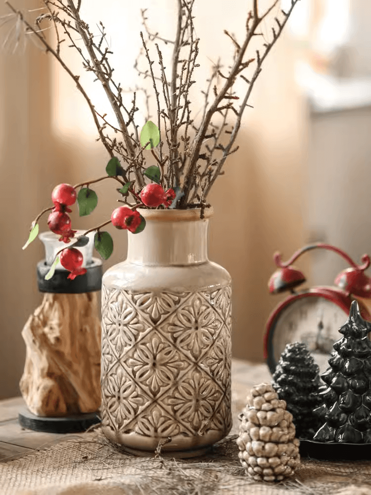 Domino Embossed Pattern Vase