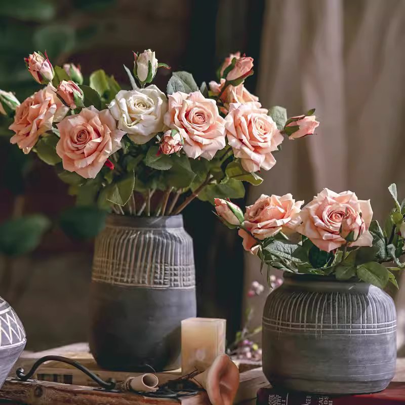 Rolled Edge American Rose Stem 18" Tall