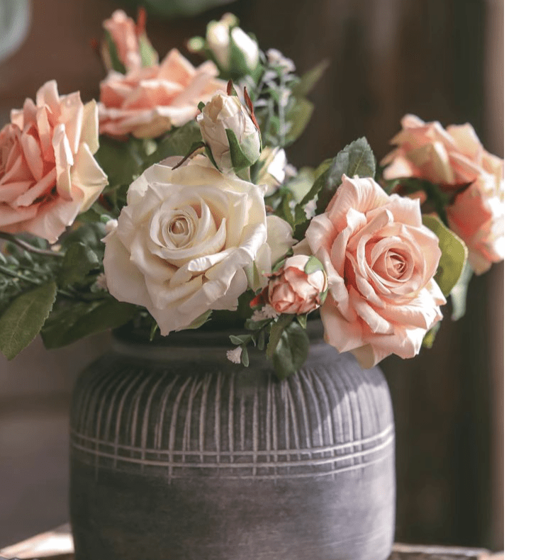 Rolled Edge American Rose Stem 18" Tall