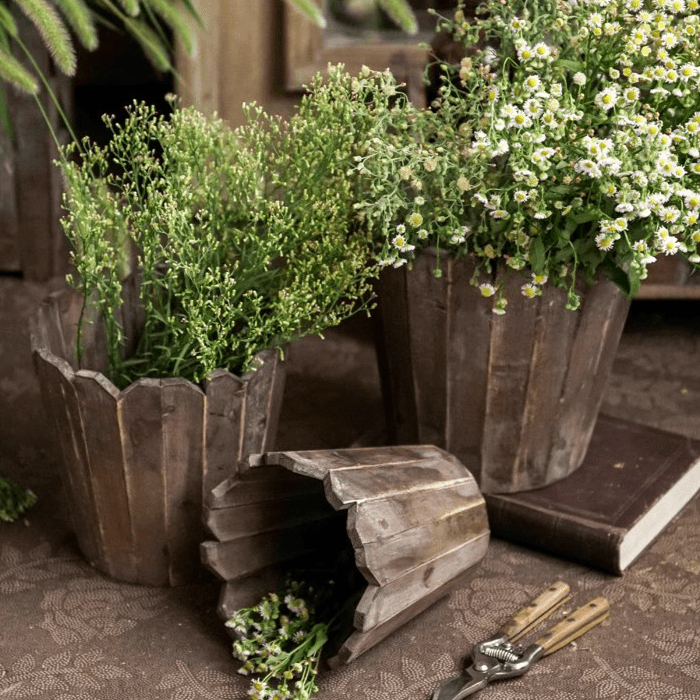 Spliced Solid Wood Planter Round