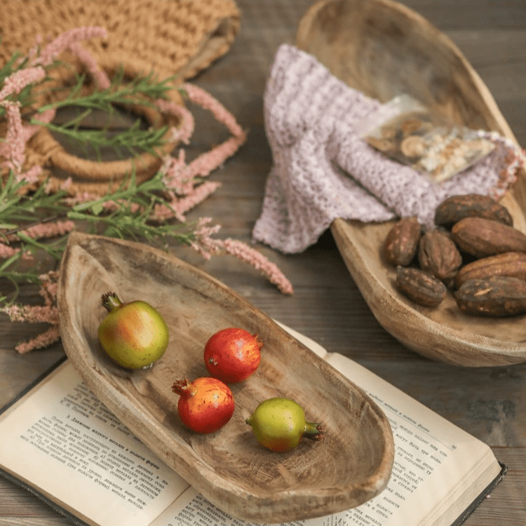 Retro Wooden Boat-Shaped Fruit Platter