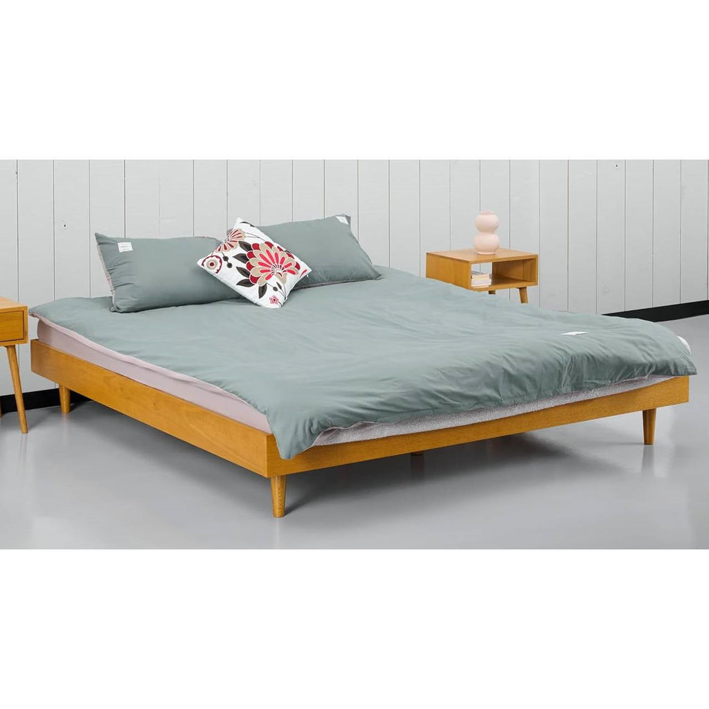 Queen size Mid-Century Modern Platform Bed Frame in Light Wood Finish