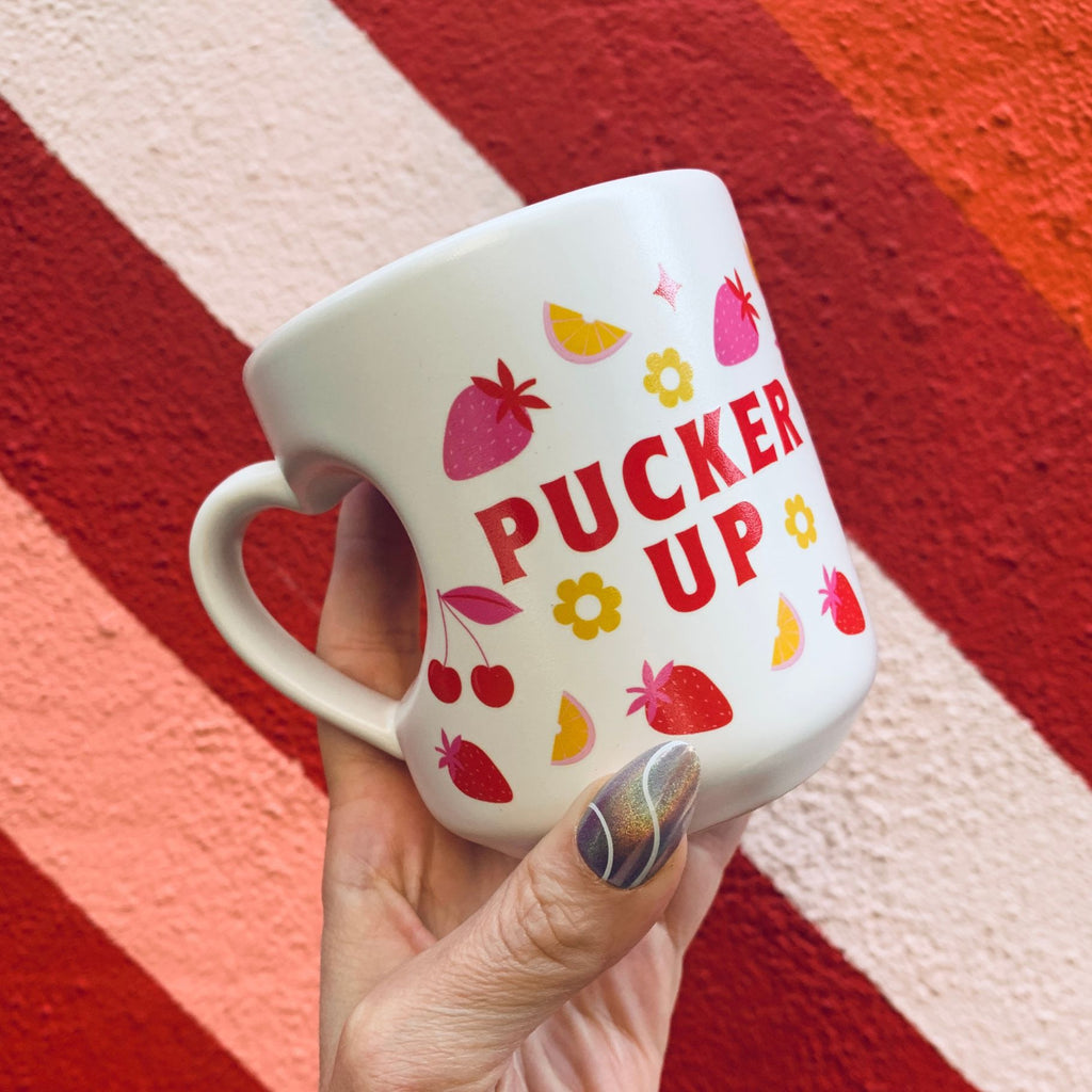 Romance Pucker Up Heart Shaped Handle Mug | Stoneware Tea Coffee Cup | 12oz