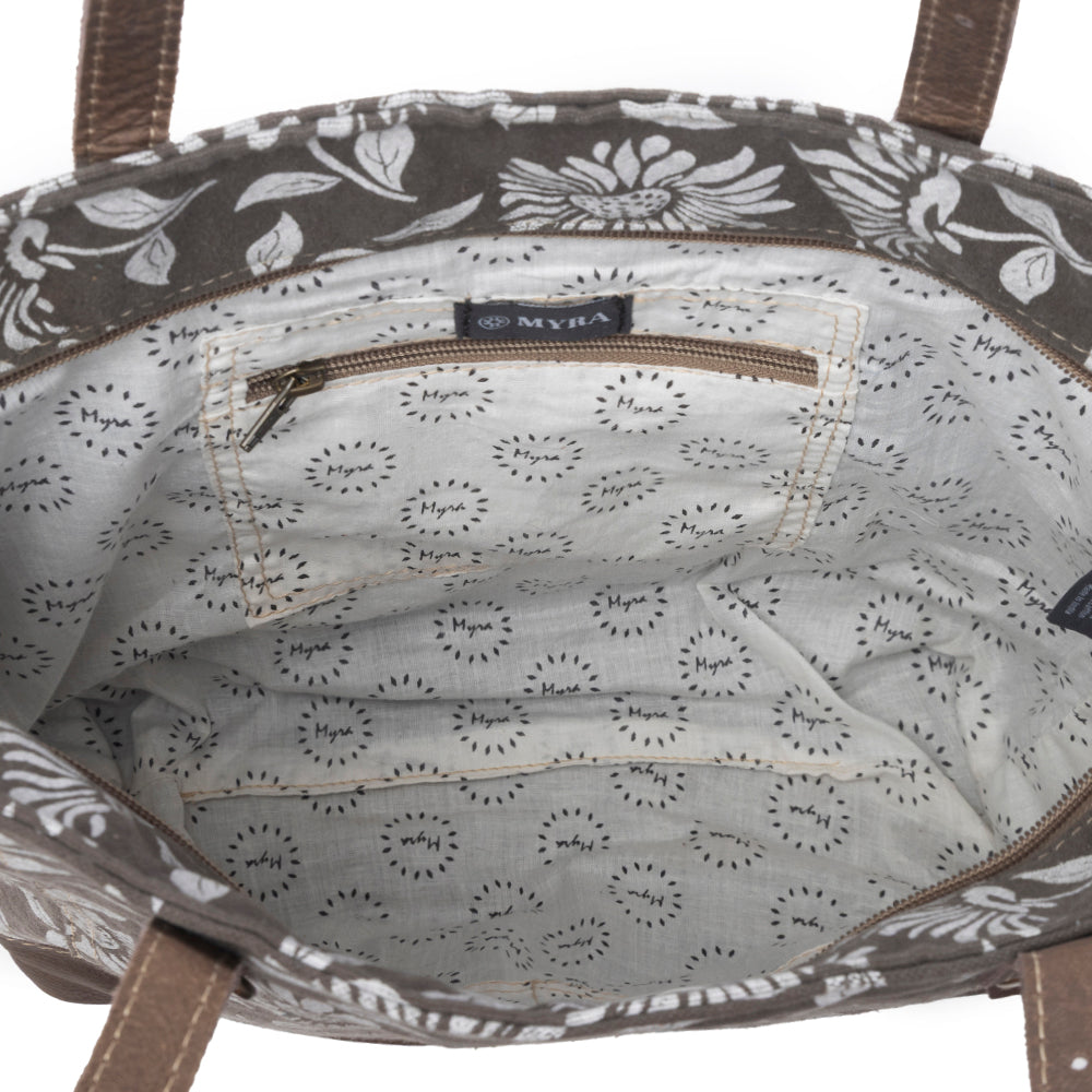 Great Nautical Tote Bag