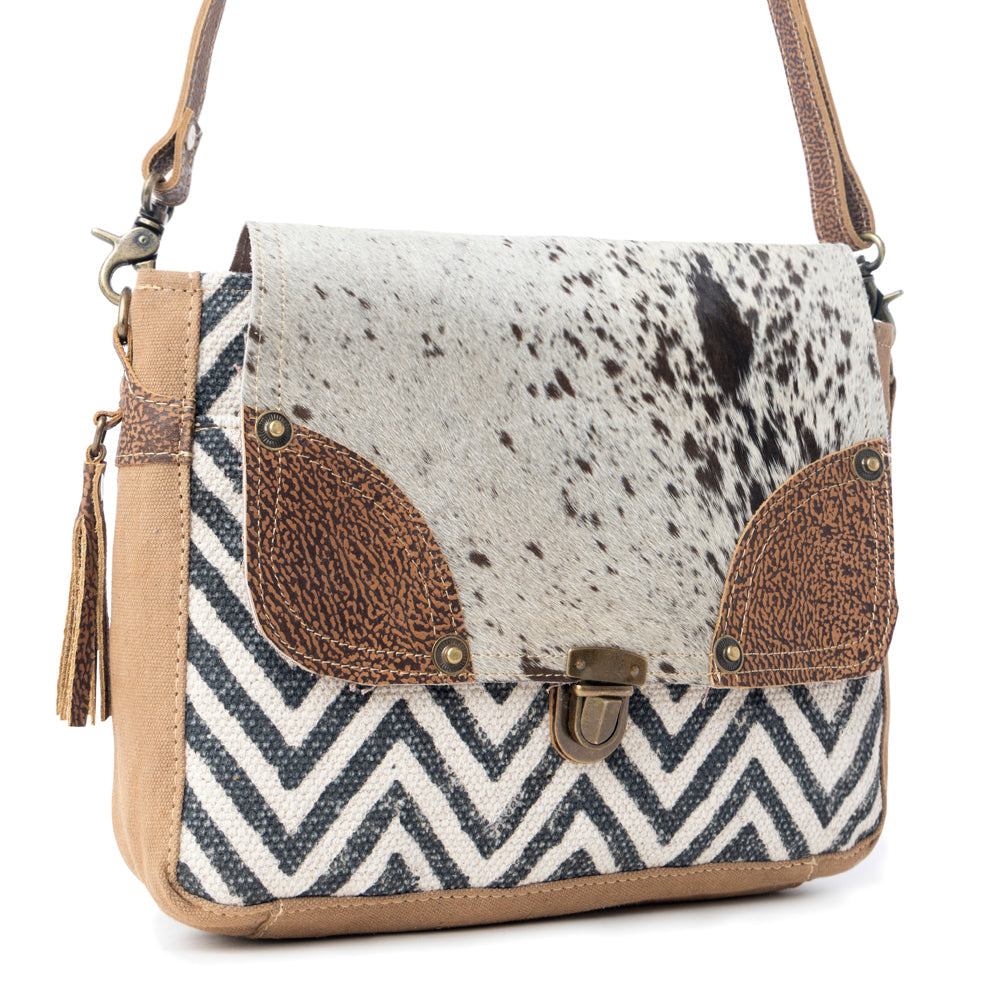 Pearl Fusion Messenger Bag