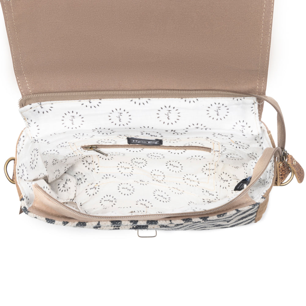 Pearl Fusion Messenger Bag