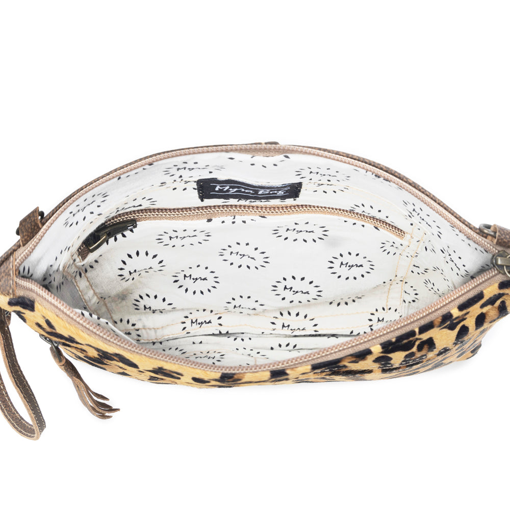 THE WANDERER LEATHER AND HAIRON BAG
