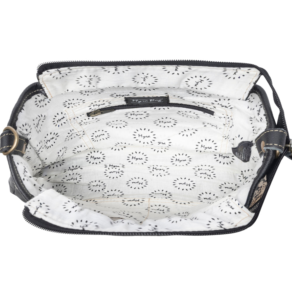 ANTIQUATED  LEATHER AND HAIRON BAG