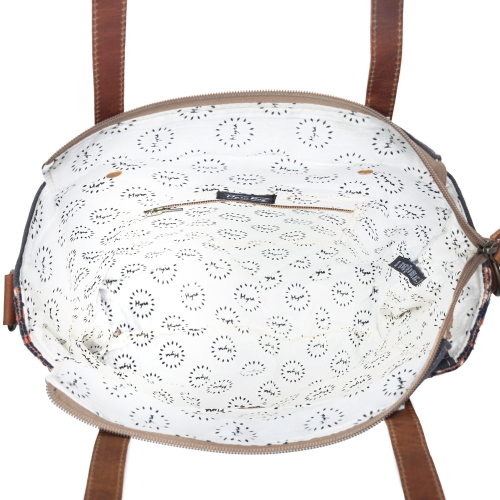 Lazuli Tote Bag
