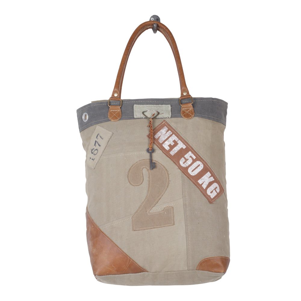 Quirky hues Tote Bag