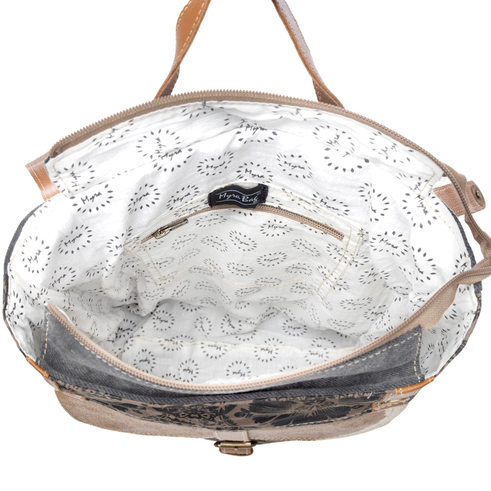 Commovente Backpack Bag