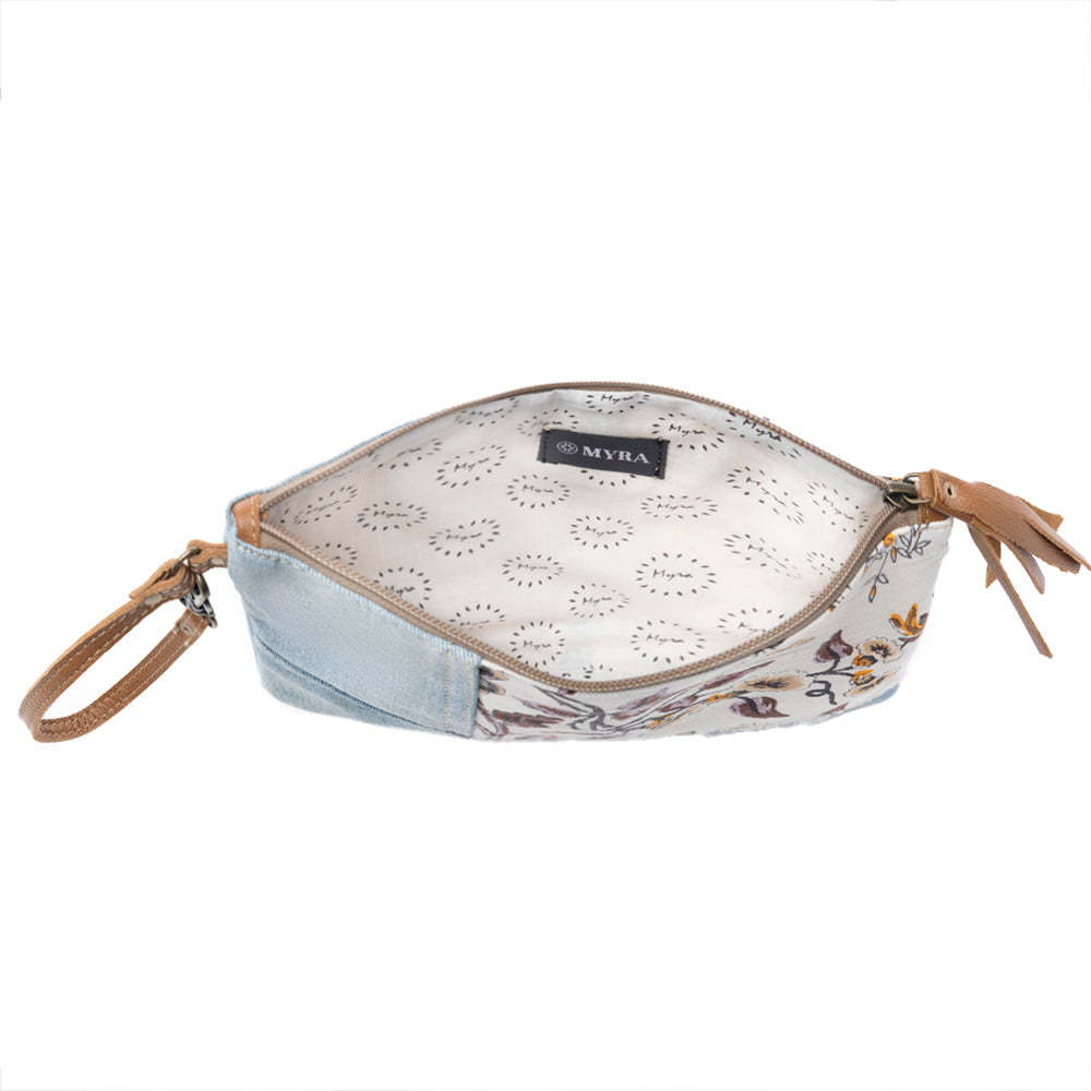 Ravish Pouch