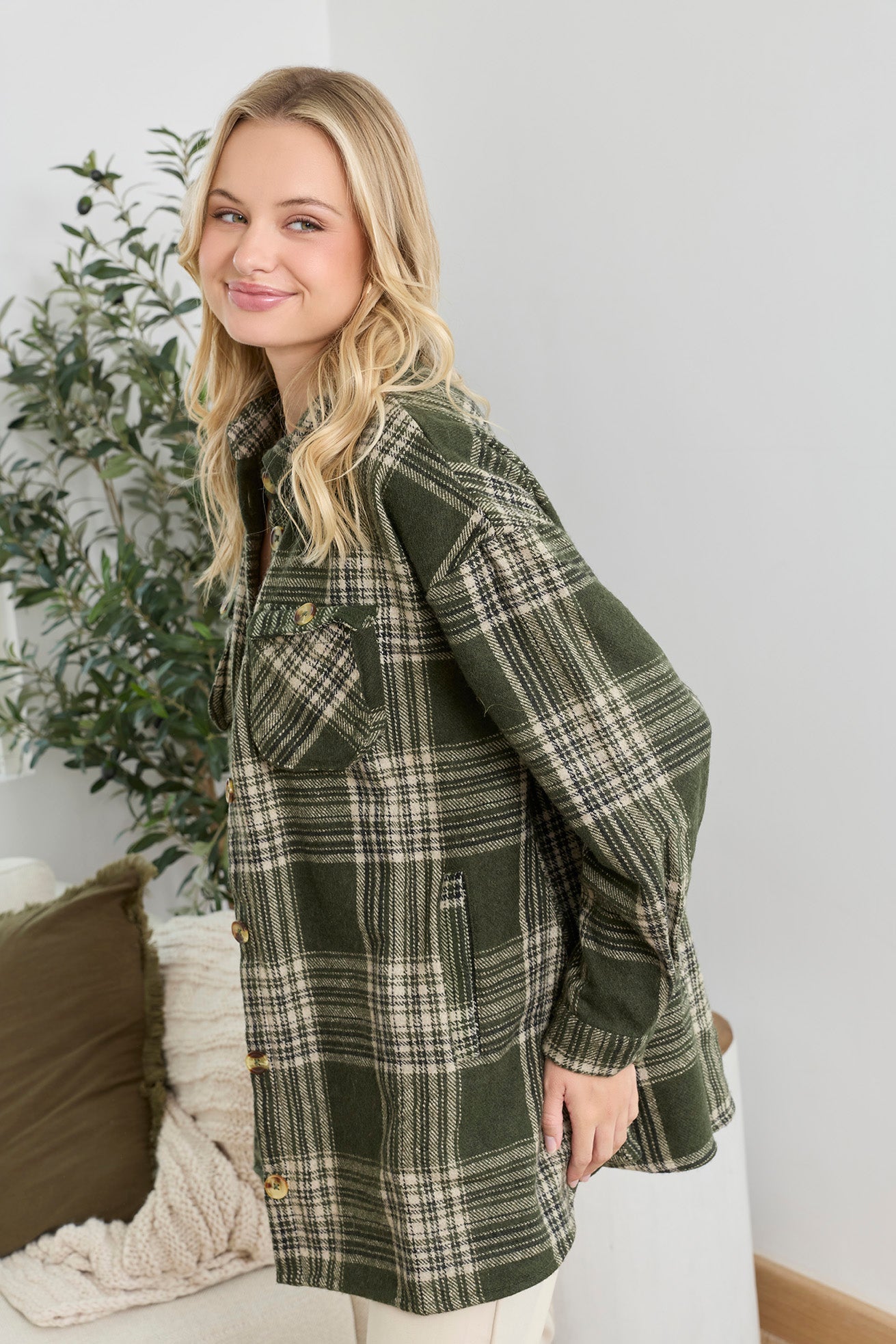 Dawn Plaid Pattern Shirt