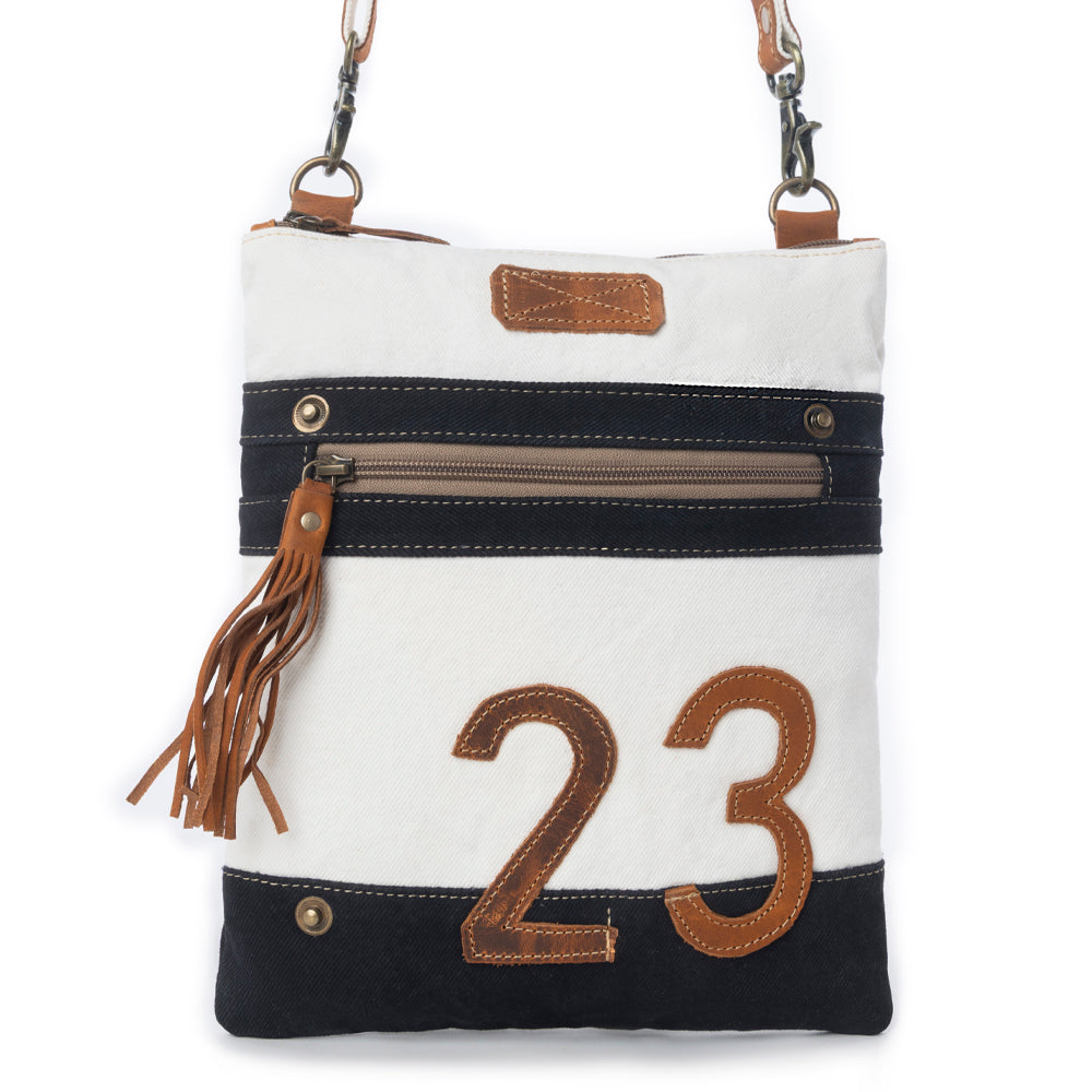 23 Skidoo Small & Crossbody Bag
