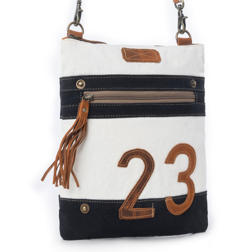 23 Skidoo Small & Crossbody Bag