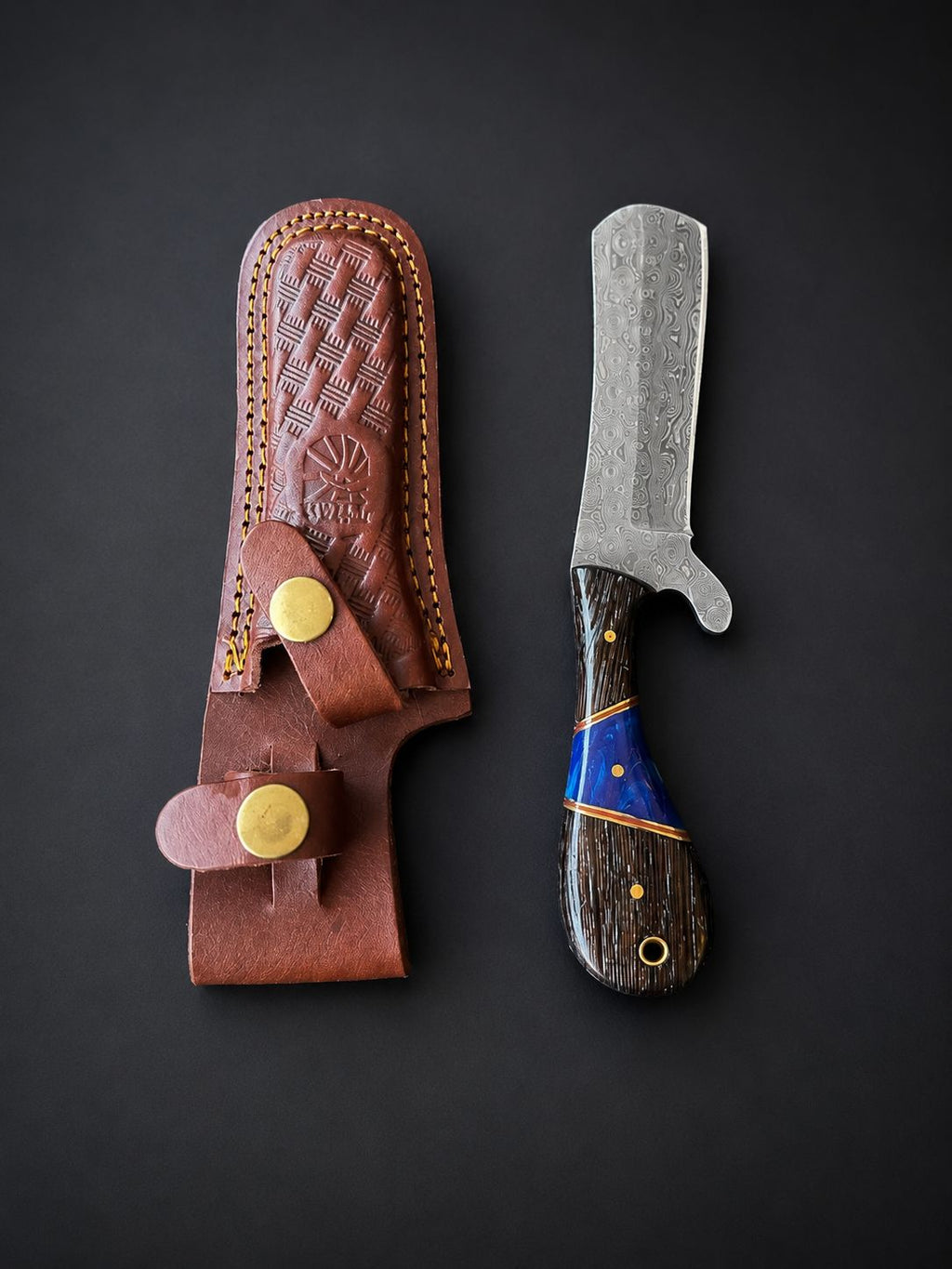 Titan "Malachite Range" Bull Cowboy Cutter | Sheepfoot Damascus Steel | Blue Inlay Wenge & Malachite Handle | Engraved Western Leather Sheath TK-523