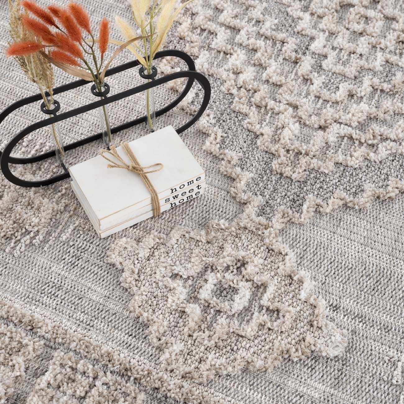 Ampusungan Area Rug
