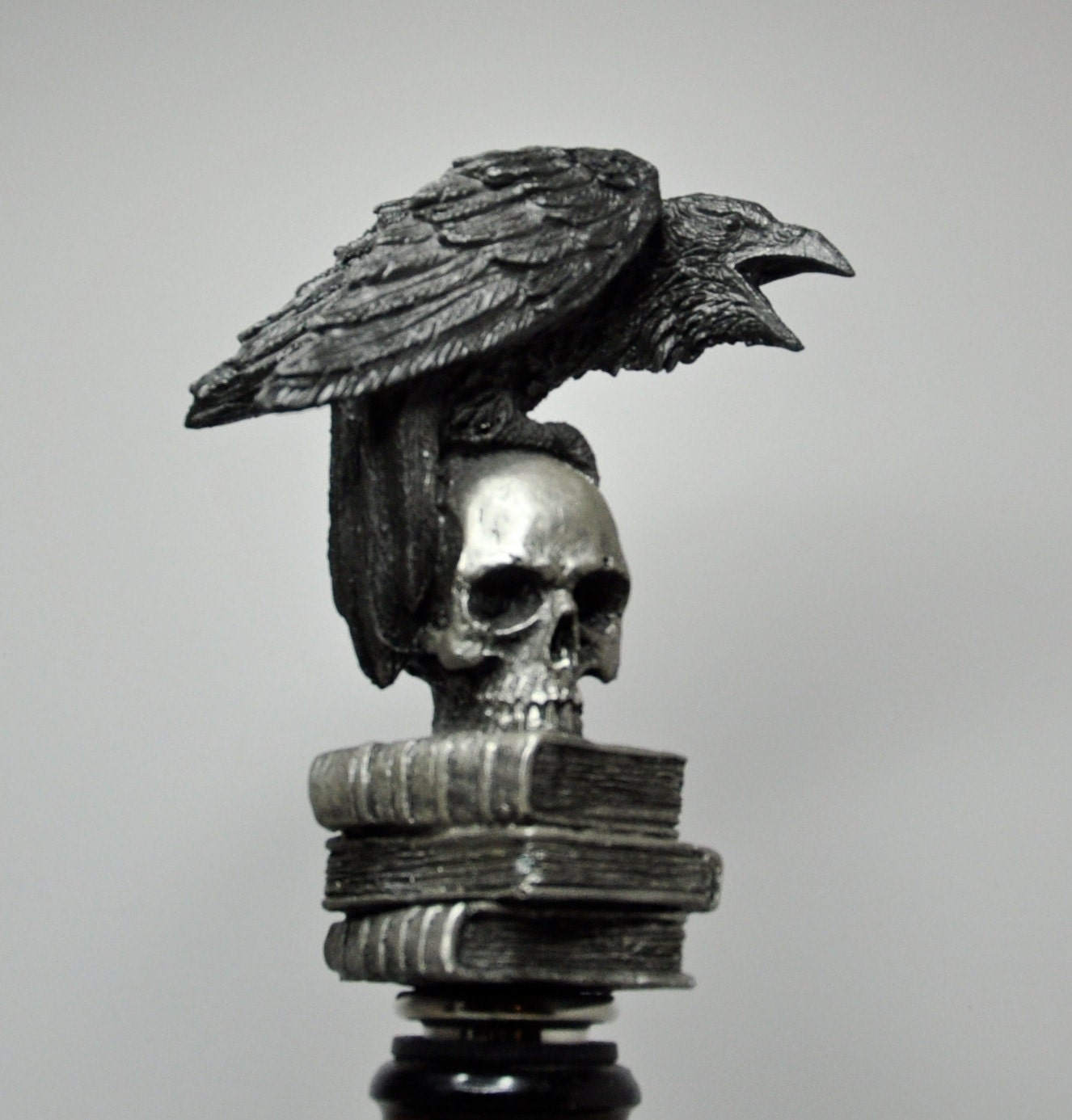 Raven Winestopper, Hand Sculpted Resin, Gothic Art Barware |Poe’s Raven with Skull and Books Bottle Stopper |Gothic Wine Gift and Home Decor