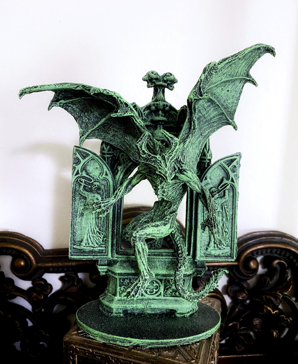 H.P. Lovecraft's Nightgaunt Statue, Hand Painted Sculpture | Cthulhu Mythos Monster Figurine | Lovecraftian Horror Decor and Gamer Gift