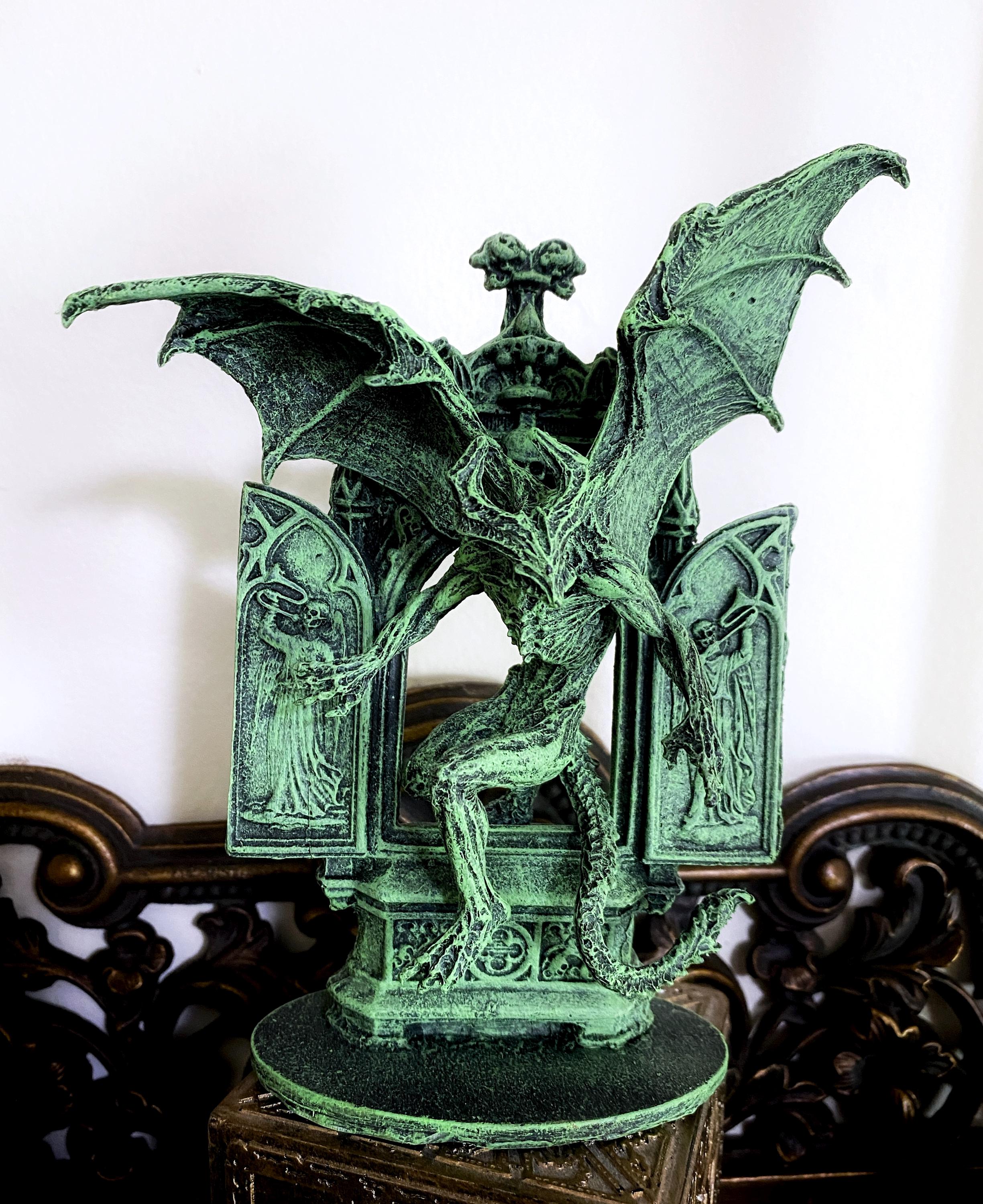 H.P. Lovecraft's Nightgaunt Statue, Hand Painted Sculpture | Cthulhu Mythos Monster Figurine | Lovecraftian Horror Decor and Gamer Gift