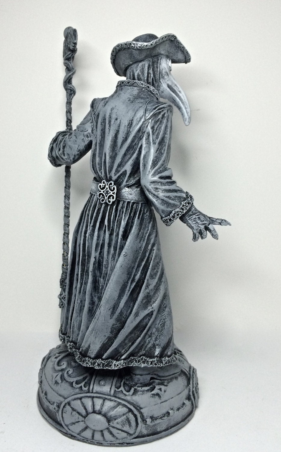 Venetian Plague Doctor Statue, Hand Painted Resin Sculpture | Gothic Medieval Figurine | Dark Carnivale Art for Spooky Home Decor