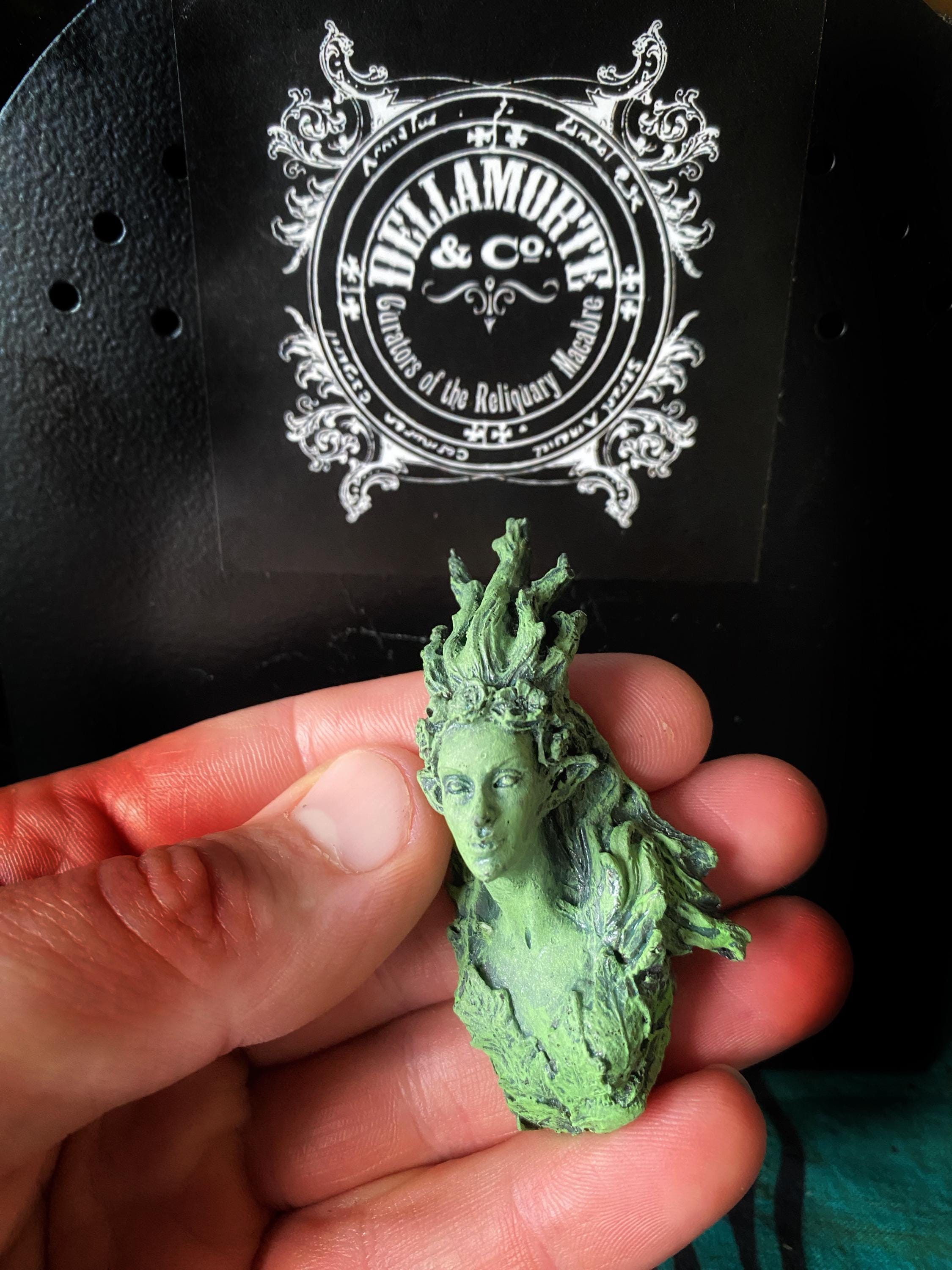 Titania the Fairy Queen Magnet Hand Painted Resin Sculpture | Mythic Fantasy Decor | Titania Elf Queen Magnet for Fantasy and Gothic Decor