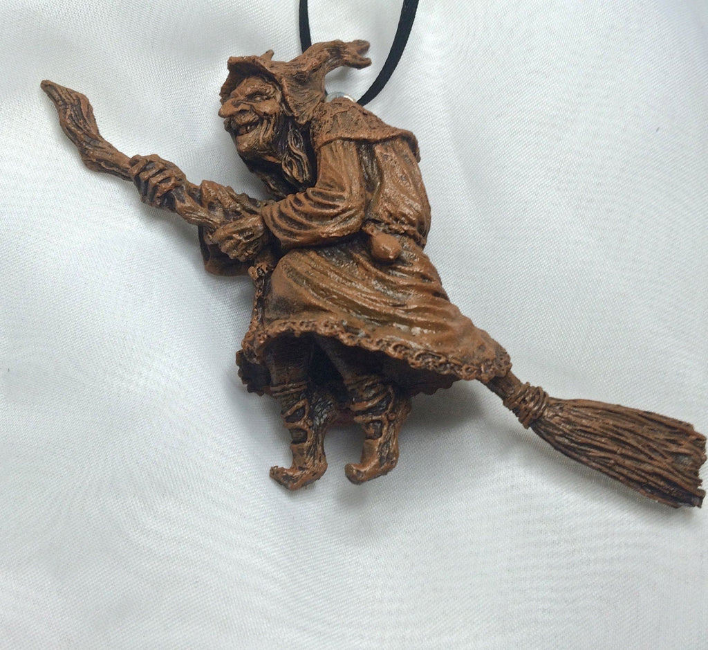La Befana the Witch Ornament, Hand Painted Resin Sculpture |Rustic Folklore Crone Figurine |Christmas Witch Pagan Ornament for Holiday Decor