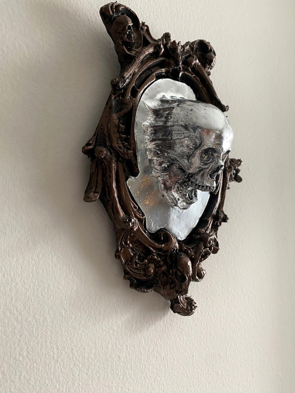 Spectral Skull Wall Plaque, Resin Sculpture | Victorian Gothic Haunted Wall Art | Ghost Skull in Mirror for Halloween, Spooky Home Decor