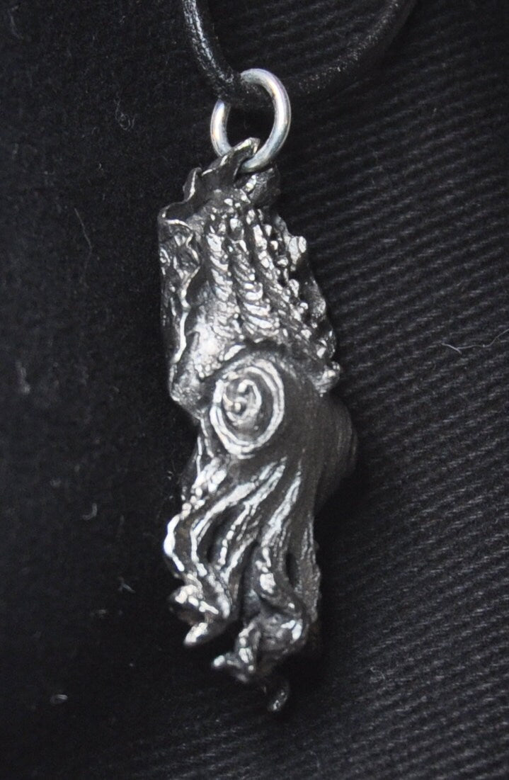 Cuttlefish Pendant | Gothic Necklace, Nautical Creature Pendant, Octopus Lovers Gift |Handmade Pendant, Lovecraft Jewelry, Animal Accessory
