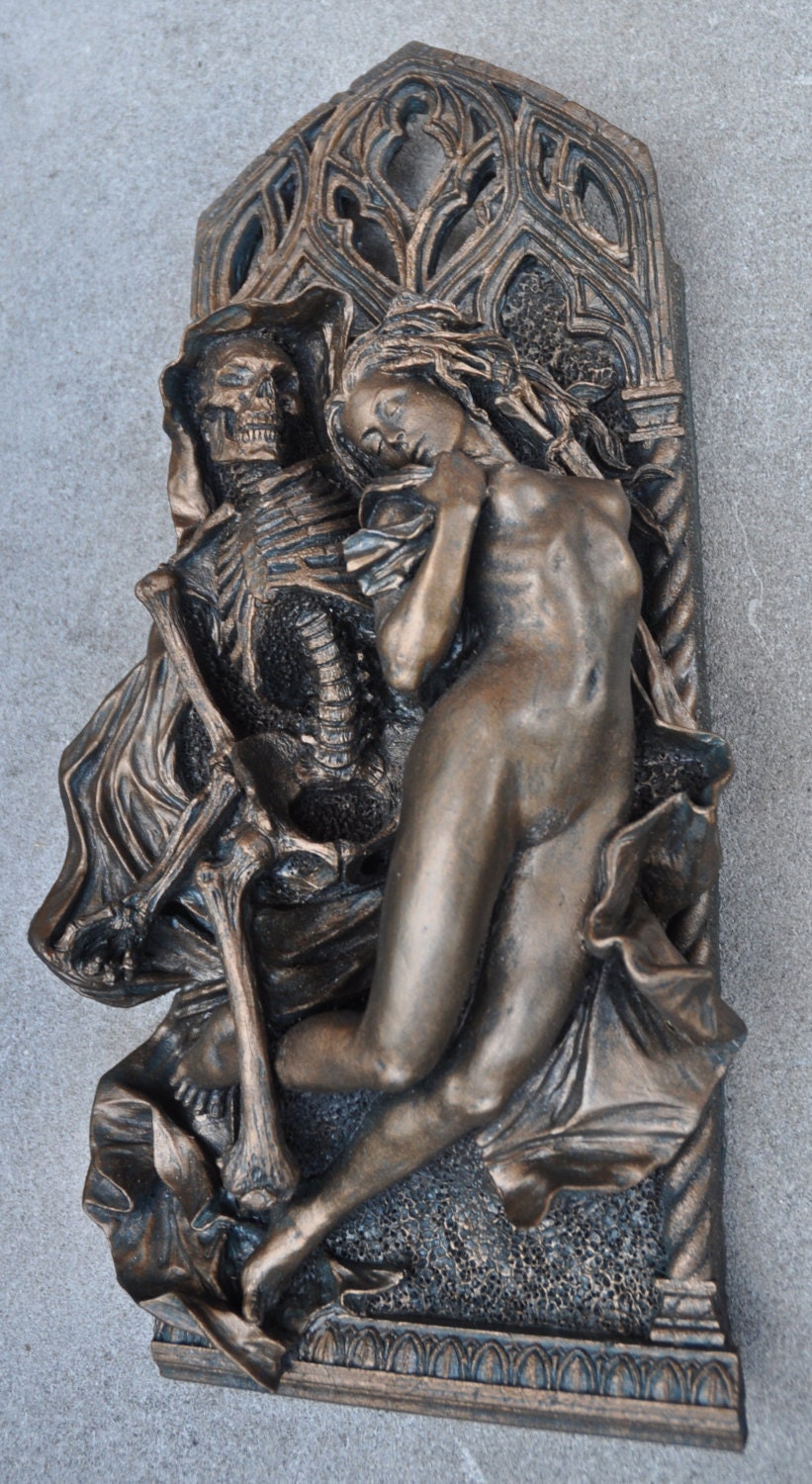 Death and the Maiden Wall Plaque, Hand Painted Resin Sculpture | Gothic Medieval Wall Art |  Classical Death Statue for Gothic Home Decor