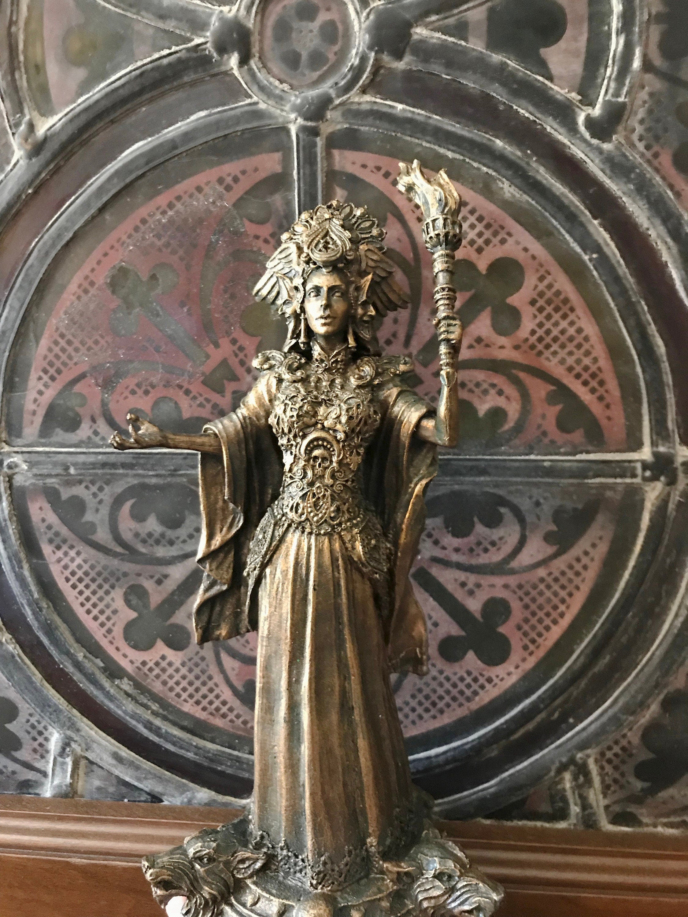 Hecate, Goddess of Witchcraft and Magic Statue, Half Scale | Pagan Mythical Goddess Figurine | Folklore Altar Statue for Gothic Home Decor