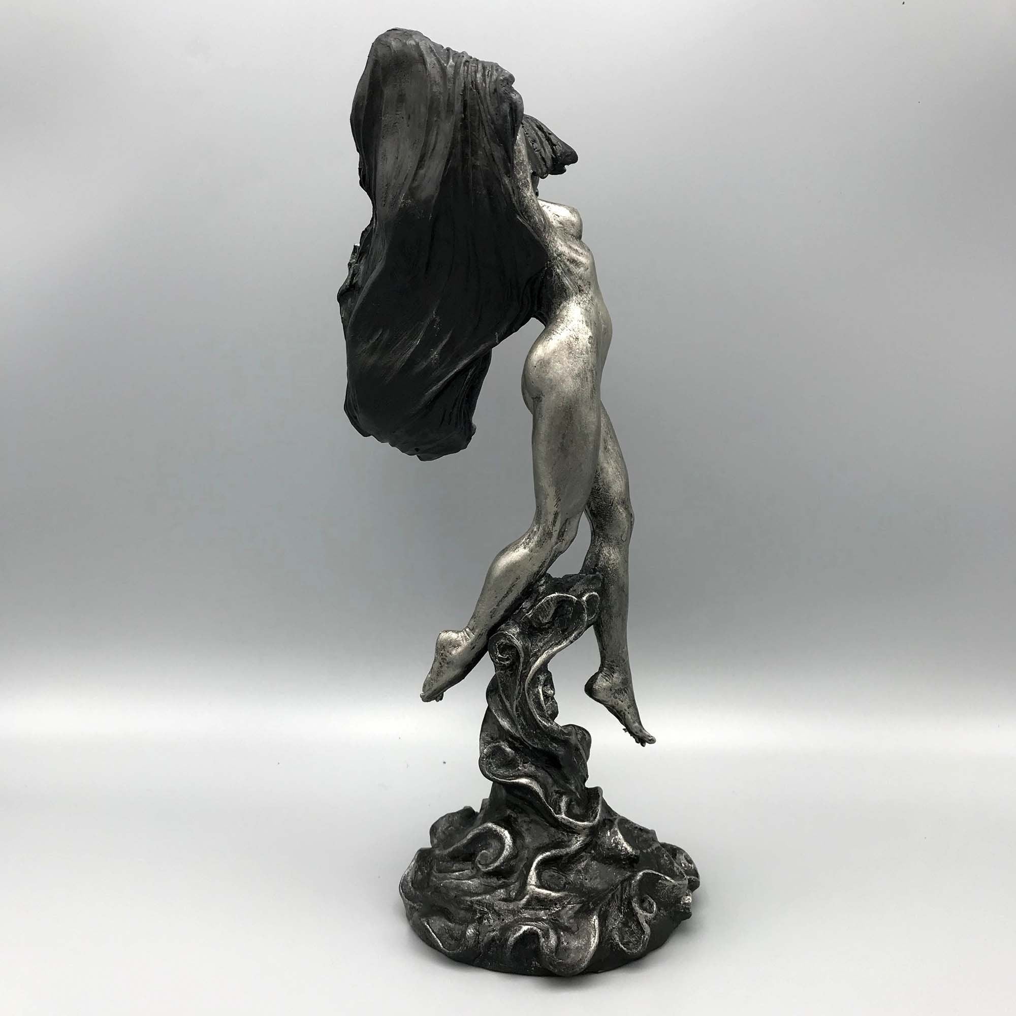 Nyx, the Goddess of the Night Statue| Mythological Deities Figurine | Myths and Legends Character| Mythic Altar Statue for Gothic Home Decor
