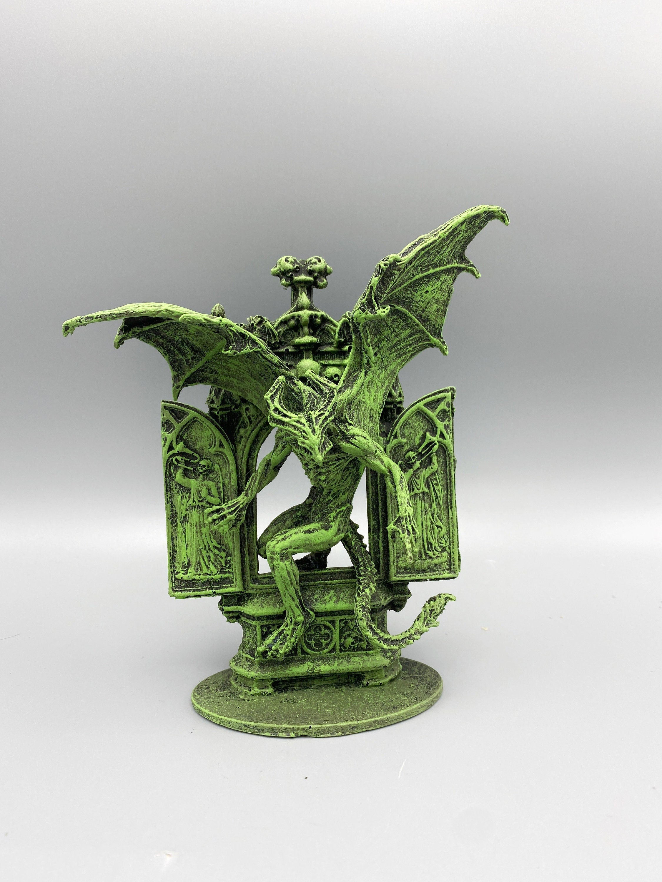 H.P. Lovecraft's Nightgaunt Statue, Hand Painted Sculpture | Cthulhu Mythos Monster Figurine | Lovecraftian Horror Decor and Gamer Gift