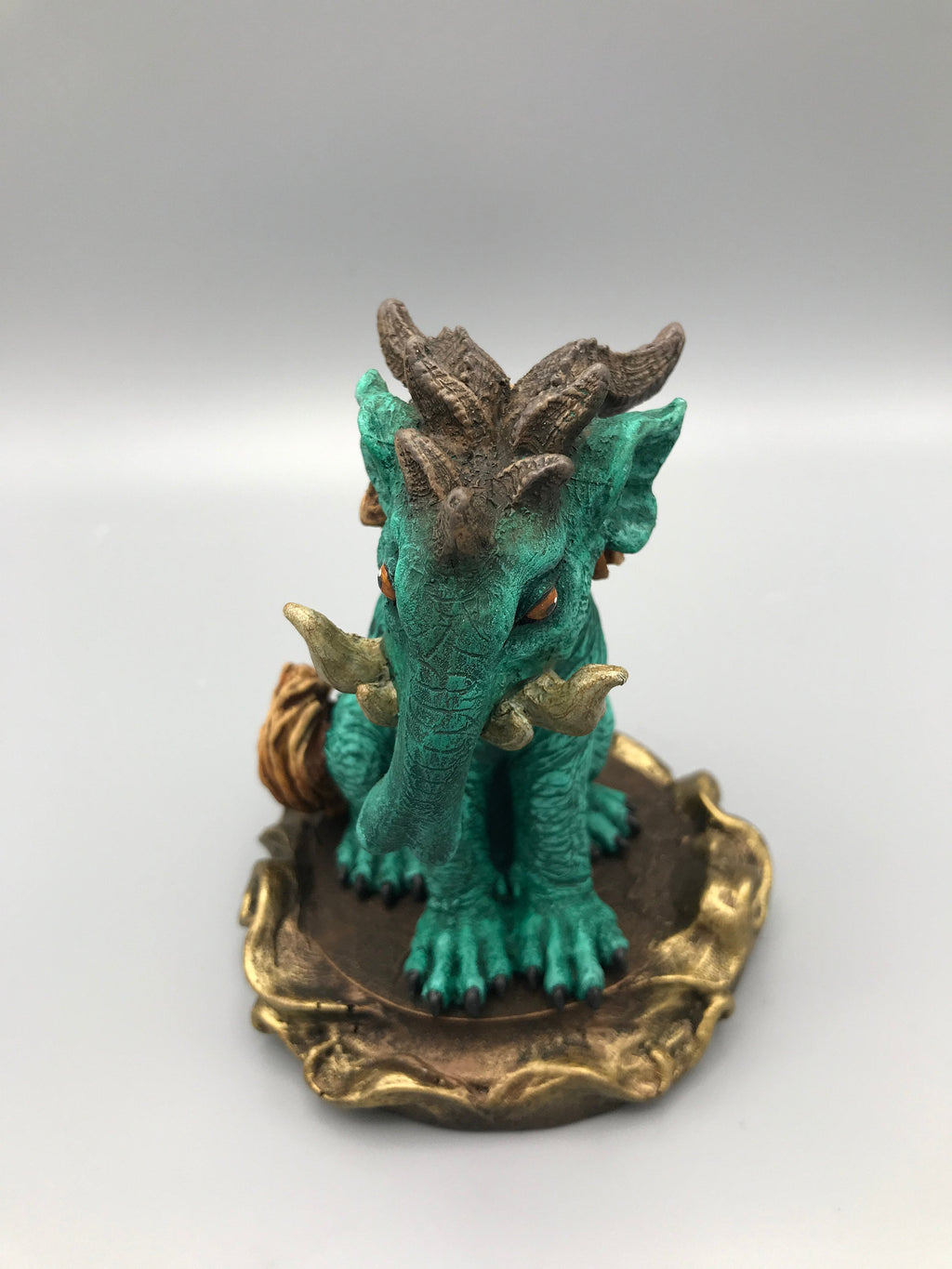 Baku, the Dream Guardian Statue, Full Color