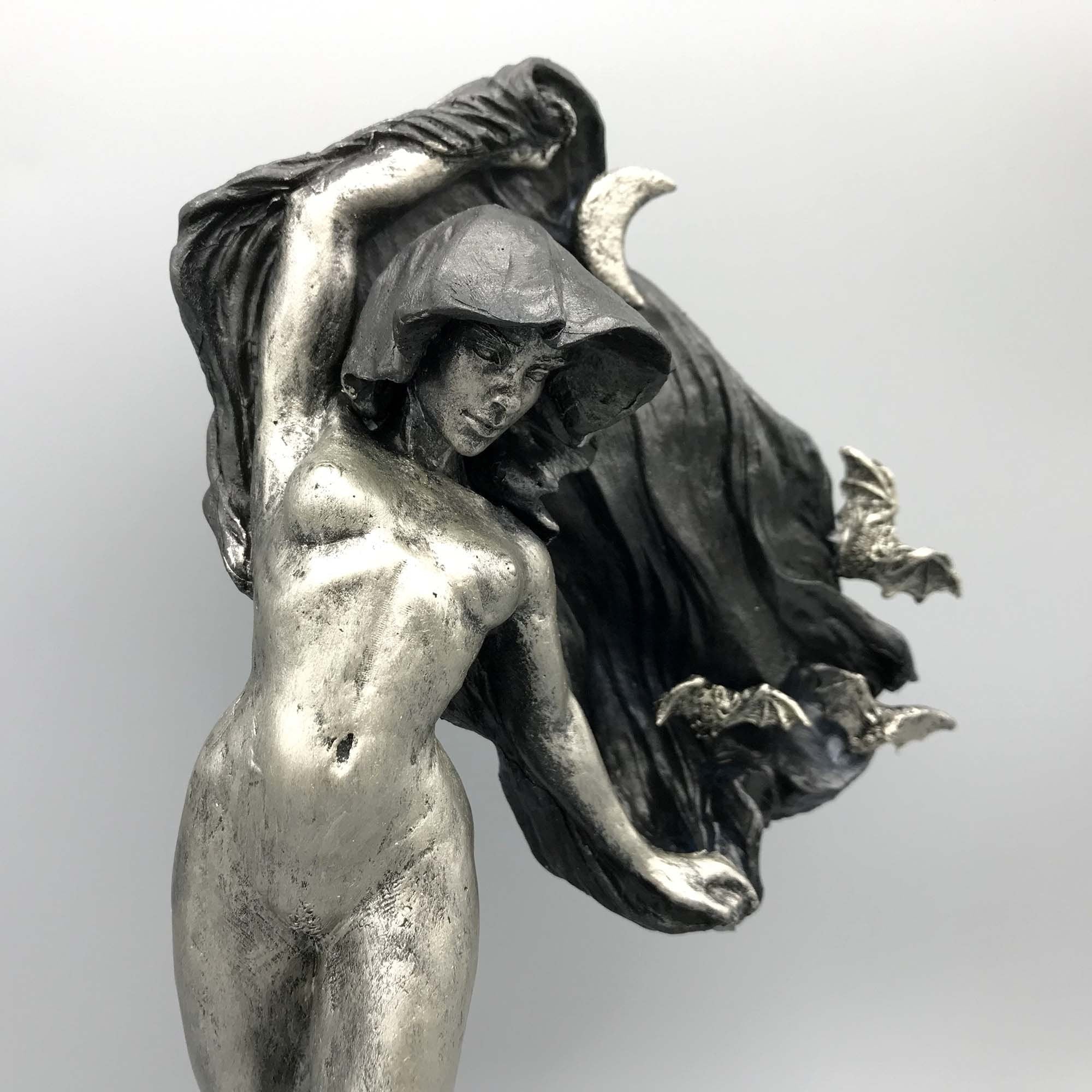 Nyx, the Goddess of the Night Statue| Mythological Deities Figurine | Myths and Legends Character| Mythic Altar Statue for Gothic Home Decor