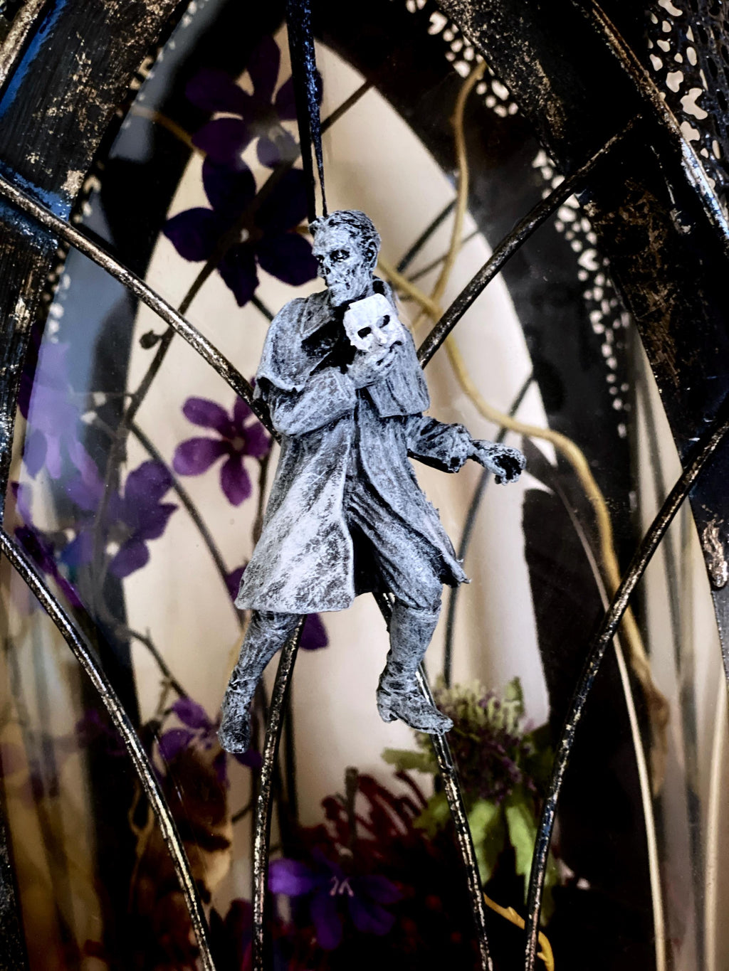 Phantom of the Opera Ornament, Hand Painted Resin Sculpture | Halloween Monster Opera Ghost Figurine | Gothic Ornament for Spooky Home Decor